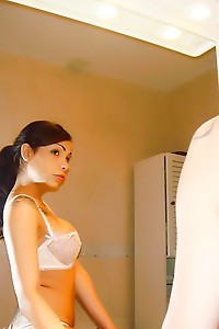 Angel CID Shoots Pics Of Her Schlong In Bathroom