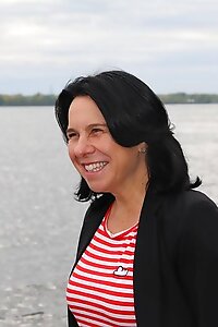 ValerieTS....a mature and sexy post-op TS