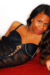 Meeting a tranny like this must be Destiny! Just like her name, black tgirl Destiny is the fantasy o