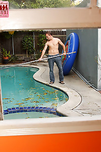 LA tgirl Stefani seduces the pool cleaner