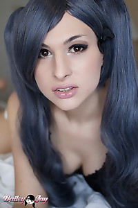 Lonely TS Bailey Jay seducing on the bed