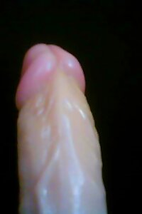 Je m'encule avec un gode