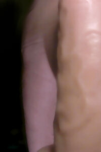 Je m'encule avec un gode