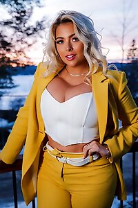 JennyTS....a super sexy TEEN transsexual