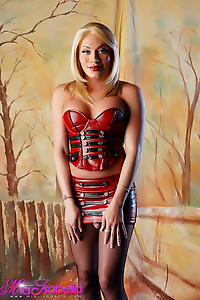Blonde Hottie Mia Isabella In Latex Costume