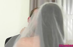 Cock gobbling trans bride gets barebacked