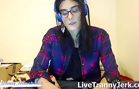 Amyattack Shemale Cam Show